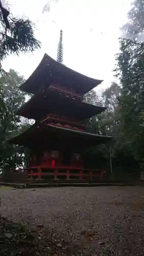 岩舟山高勝寺の塔