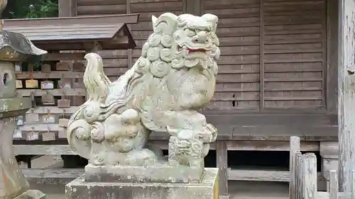 海上八幡宮の狛犬