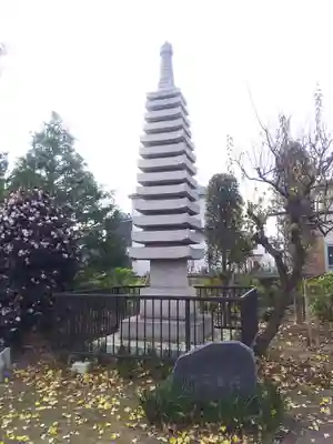 足立神社の塔