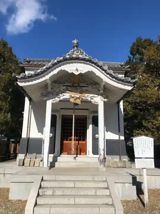 成田山新勝寺の{uncategorized: "未分類", other: "その他", undefined: "問題あり", building: "その他建物", grave: "お墓", sacred_gate: "鳥居", guardian: "狛犬", statue: "像", buddha: "仏像", history: "歴史", nature: "自然", garden: "庭園", animal: "動物", pagoda: "塔", temizu: "手水舎", mountain_gate: "山門・神門", sanctuary: "本殿・本堂", subordinate: "末社・摂社", art: "芸術", scenery: "景色", jizo: "地蔵", ema: "絵馬", goshuin: "御朱印", omikuji: "おみくじ", items: "授与品その他", amulet: "お守り", goshuincho: "御朱印帳", eats: "食事", festival: "お祭り", votive_dance: "神楽", shichigosan: "七五三参", wedding: "結婚式", experience: "体験その他", initially: "初詣", around: "周辺", anti_infection: "感染症対策"}