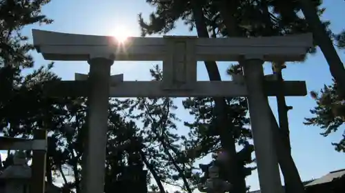 諏訪神社の鳥居