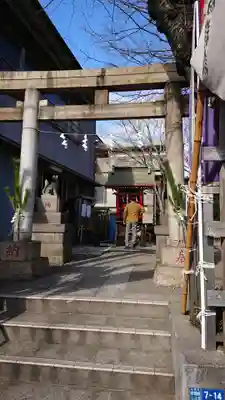 重幸稲荷神社の鳥居