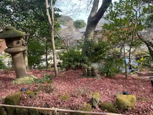 長谷寺の{uncategorized: "未分類", other: "その他", undefined: "問題あり", building: "その他建物", grave: "お墓", sacred_gate: "鳥居", guardian: "狛犬", statue: "像", buddha: "仏像", history: "歴史", nature: "自然", garden: "庭園", animal: "動物", pagoda: "塔", temizu: "手水舎", mountain_gate: "山門・神門", sanctuary: "本殿・本堂", subordinate: "末社・摂社", art: "芸術", scenery: "景色", jizo: "地蔵", ema: "絵馬", goshuin: "御朱印", omikuji: "おみくじ", items: "授与品その他", amulet: "お守り", goshuincho: "御朱印帳", eats: "食事", festival: "お祭り", votive_dance: "神楽", shichigosan: "七五三参", wedding: "結婚式", experience: "体験その他", initially: "初詣", around: "周辺", anti_infection: "感染症対策"}