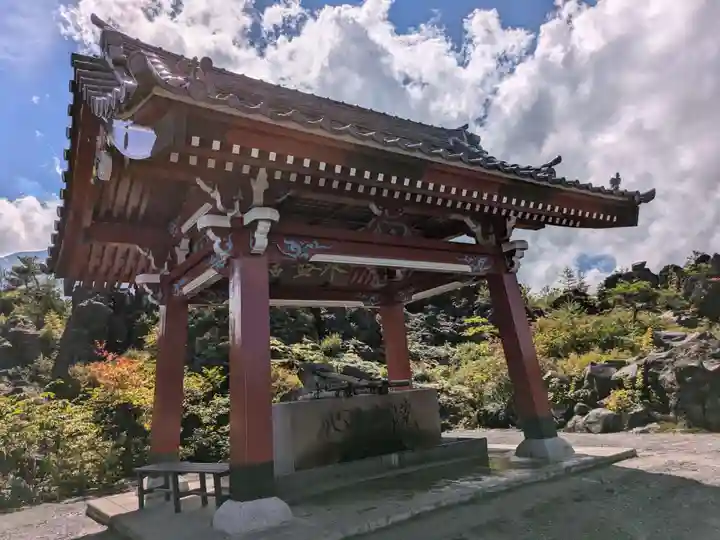 寛永寺別院浅間山観音堂の手水舎