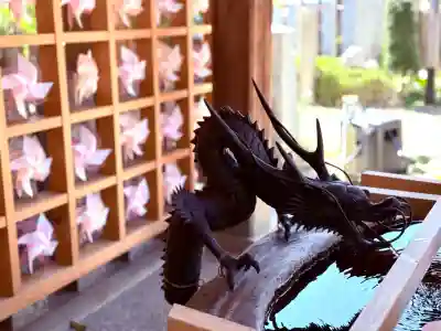 御嶽神社茅萱宮の手水舎