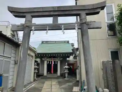 若宮八幡神社の{uncategorized: "未分類", other: "その他", undefined: "問題あり", building: "その他建物", grave: "お墓", sacred_gate: "鳥居", guardian: "狛犬", statue: "像", buddha: "仏像", history: "歴史", nature: "自然", garden: "庭園", animal: "動物", pagoda: "塔", temizu: "手水舎", mountain_gate: "山門・神門", sanctuary: "本殿・本堂", subordinate: "末社・摂社", art: "芸術", scenery: "景色", jizo: "地蔵", ema: "絵馬", goshuin: "御朱印", omikuji: "おみくじ", items: "授与品その他", amulet: "お守り", goshuincho: "御朱印帳", eats: "食事", festival: "お祭り", votive_dance: "神楽", shichigosan: "七五三参", wedding: "結婚式", experience: "体験その他", initially: "初詣", around: "周辺", anti_infection: "感染症対策"}