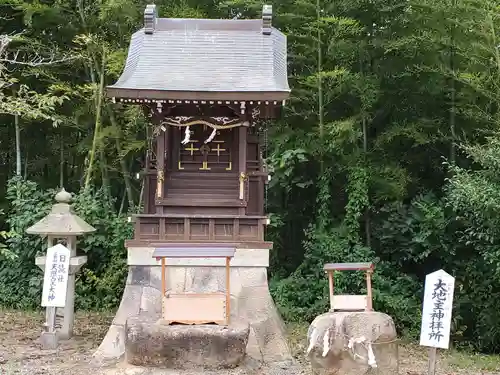 八幡神社（志方八幡神社）の末社・摂社