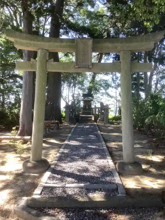 駕輿丁若宮神社の鳥居