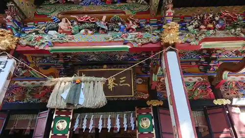 三峯神社の本殿