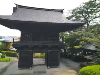 等覚院の山門・神門