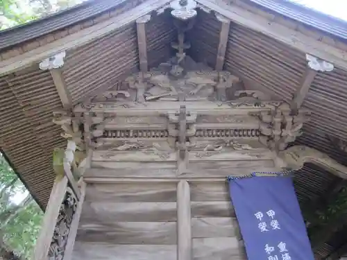 二上神社の本殿