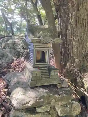 朝立彦神社の末社・摂社