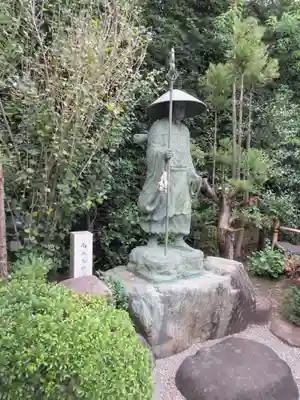常性寺の像