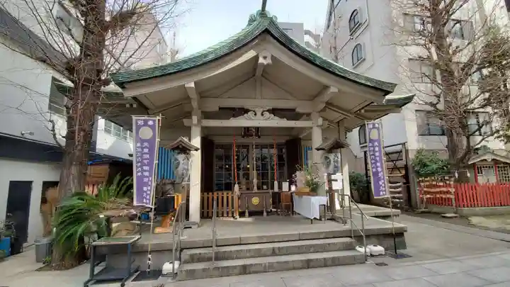 銀杏岡八幡神社の本殿・本堂