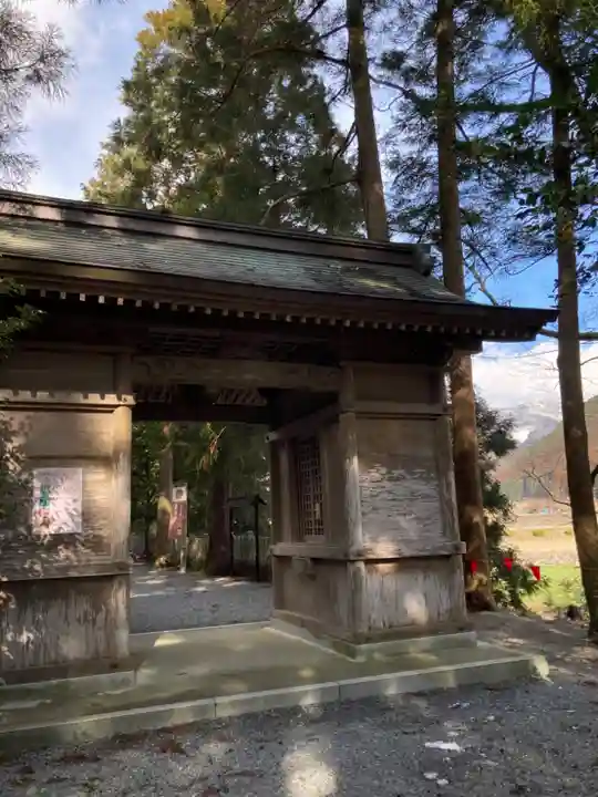 庭田神社の手水舎