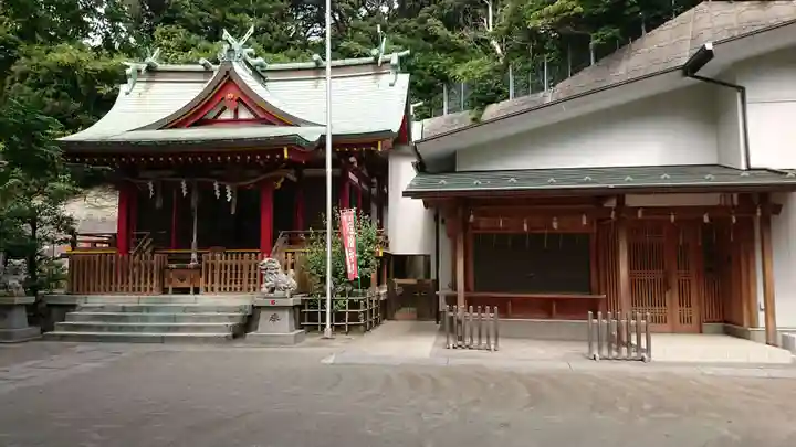 若宮八幡宮の本殿・本堂