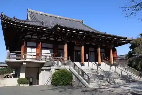 伝通院の本殿・本堂