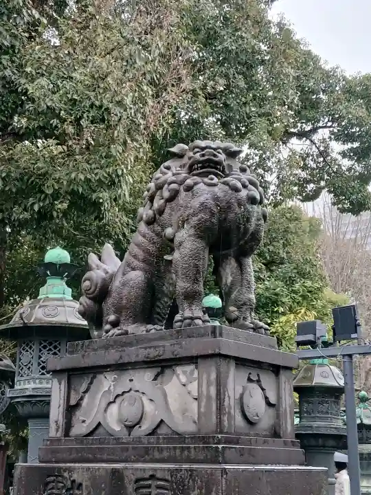 上野東照宮の{uncategorized: "未分類", other: "その他", undefined: "問題あり", building: "その他建物", grave: "お墓", sacred_gate: "鳥居", guardian: "狛犬", statue: "像", buddha: "仏像", history: "歴史", nature: "自然", garden: "庭園", animal: "動物", pagoda: "塔", temizu: "手水舎", mountain_gate: "山門・神門", sanctuary: "本殿・本堂", subordinate: "末社・摂社", art: "芸術", scenery: "景色", jizo: "地蔵", ema: "絵馬", goshuin: "御朱印", omikuji: "おみくじ", items: "授与品その他", amulet: "お守り", goshuincho: "御朱印帳", eats: "食事", festival: "お祭り", votive_dance: "神楽", shichigosan: "七五三参", wedding: "結婚式", experience: "体験その他", initially: "初詣", around: "周辺", anti_infection: "感染症対策"}