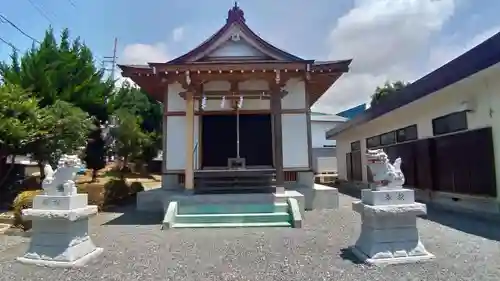 向原八幡宮の本殿