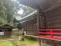 伊与久雷電神社の本殿・本堂
