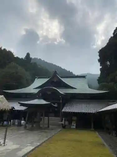 前神寺の本殿