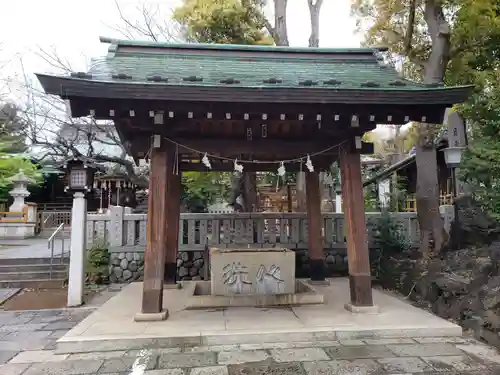 新宿下落合氷川神社の手水舎