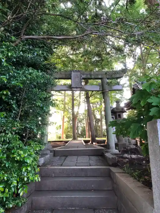 菅原神社の{uncategorized: "未分類", other: "その他", undefined: "問題あり", building: "その他建物", grave: "お墓", sacred_gate: "鳥居", guardian: "狛犬", statue: "像", buddha: "仏像", history: "歴史", nature: "自然", garden: "庭園", animal: "動物", pagoda: "塔", temizu: "手水舎", mountain_gate: "山門・神門", sanctuary: "本殿・本堂", subordinate: "末社・摂社", art: "芸術", scenery: "景色", jizo: "地蔵", ema: "絵馬", goshuin: "御朱印", omikuji: "おみくじ", items: "授与品その他", amulet: "お守り", goshuincho: "御朱印帳", eats: "食事", festival: "お祭り", votive_dance: "神楽", shichigosan: "七五三参", wedding: "結婚式", experience: "体験その他", initially: "初詣", around: "周辺", anti_infection: "感染症対策"}