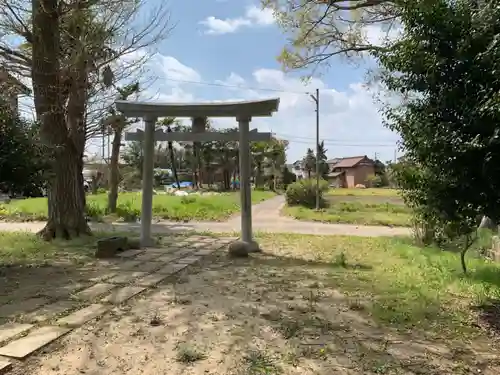 白旗神社の鳥居