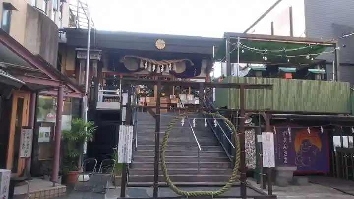 菊名神社の鳥居
