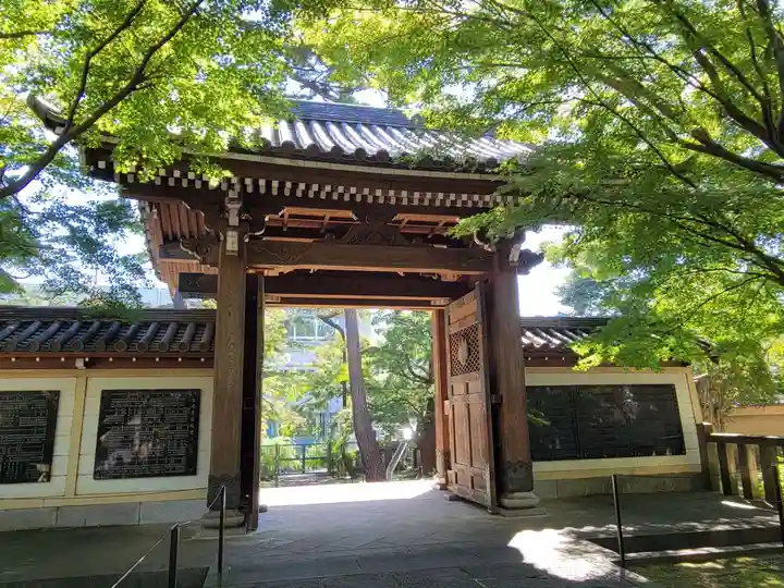 道場寺の山門・神門