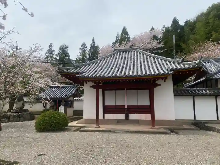 粉河寺の{uncategorized: "未分類", other: "その他", undefined: "問題あり", building: "その他建物", grave: "お墓", sacred_gate: "鳥居", guardian: "狛犬", statue: "像", buddha: "仏像", history: "歴史", nature: "自然", garden: "庭園", animal: "動物", pagoda: "塔", temizu: "手水舎", mountain_gate: "山門・神門", sanctuary: "本殿・本堂", subordinate: "末社・摂社", art: "芸術", scenery: "景色", jizo: "地蔵", ema: "絵馬", goshuin: "御朱印", omikuji: "おみくじ", items: "授与品その他", amulet: "お守り", goshuincho: "御朱印帳", eats: "食事", festival: "お祭り", votive_dance: "神楽", shichigosan: "七五三参", wedding: "結婚式", experience: "体験その他", initially: "初詣", around: "周辺", anti_infection: "感染症対策"}