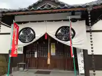 自性院の本殿・本堂