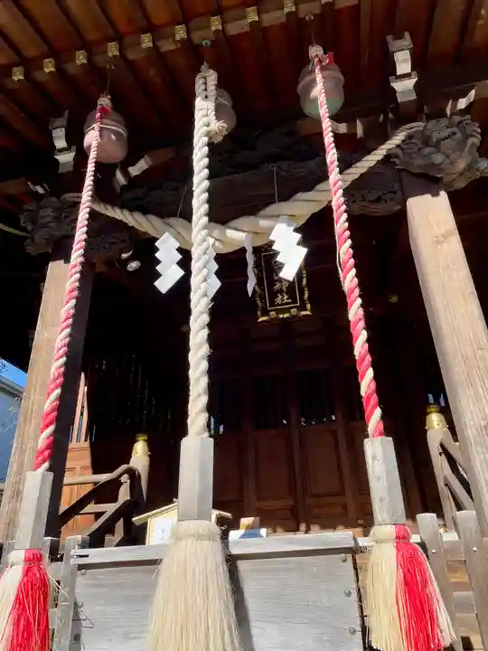 白山神社の本殿・本堂