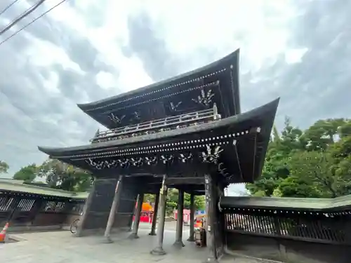 川崎大師（平間寺）の山門・神門