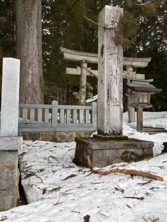 雄山神社前立社壇(富山県)