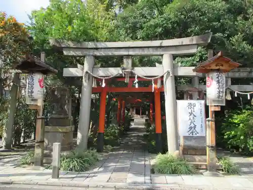 武信稲荷神社の鳥居