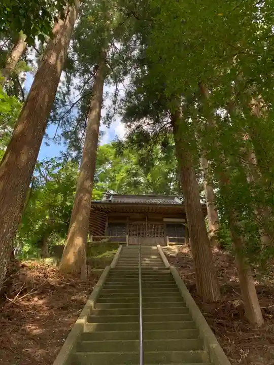 熊野神社の本殿・本堂