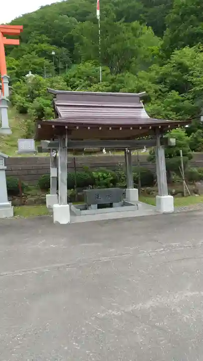 羅臼神社の手水舎