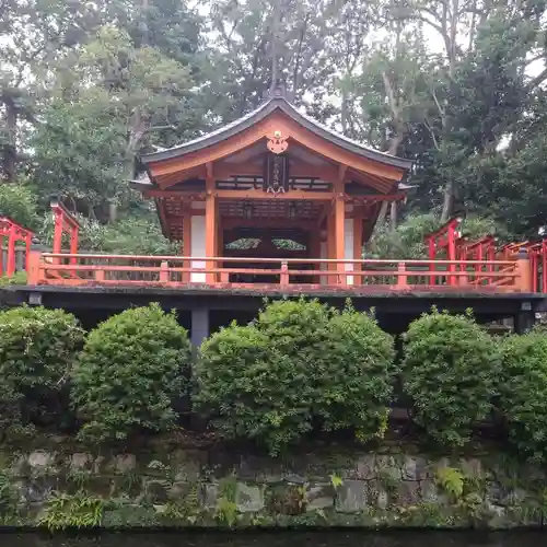 根津神社の末社