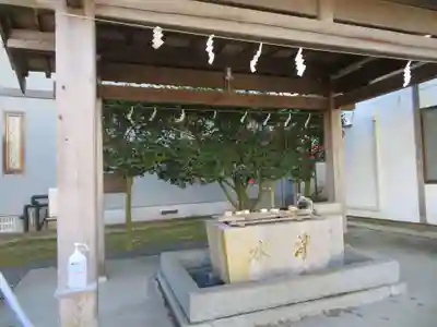 三嶋神社の手水舎