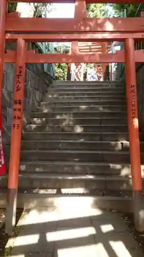 花園稲荷神社の鳥居