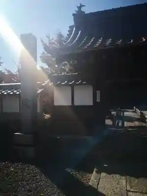 曼陀羅寺の山門・神門