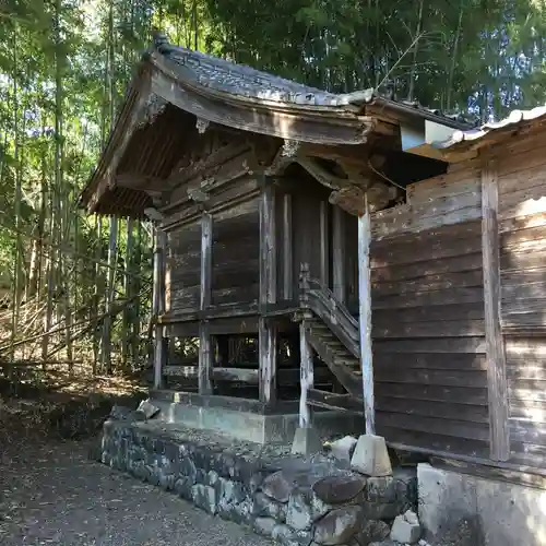 入野神社の本殿・本堂