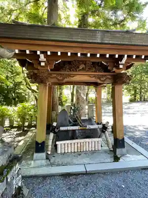山中諏訪神社(山梨県)