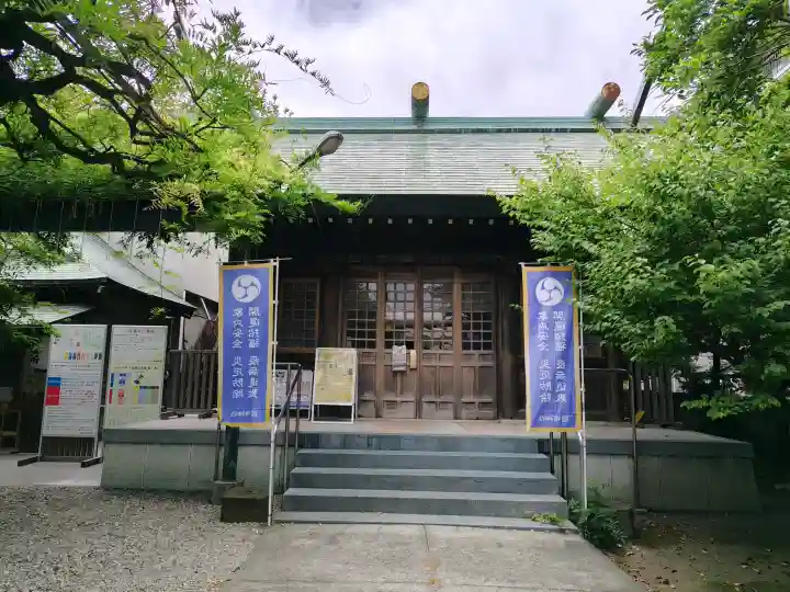 國領神社の{uncategorized: "未分類", other: "その他", undefined: "問題あり", building: "その他建物", grave: "お墓", sacred_gate: "鳥居", guardian: "狛犬", statue: "像", buddha: "仏像", history: "歴史", nature: "自然", garden: "庭園", animal: "動物", pagoda: "塔", temizu: "手水舎", mountain_gate: "山門・神門", sanctuary: "本殿・本堂", subordinate: "末社・摂社", art: "芸術", scenery: "景色", jizo: "地蔵", ema: "絵馬", goshuin: "御朱印", omikuji: "おみくじ", items: "授与品その他", amulet: "お守り", goshuincho: "御朱印帳", eats: "食事", festival: "お祭り", votive_dance: "神楽", shichigosan: "七五三参", wedding: "結婚式", experience: "体験その他", initially: "初詣", around: "周辺", anti_infection: "感染症対策"}