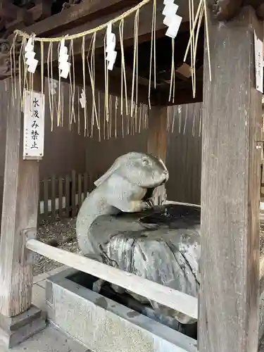調神社の手水舎