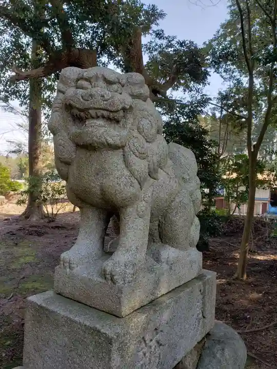 常国神社の狛犬