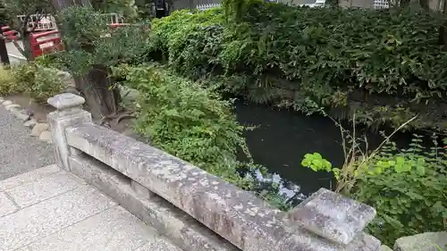 白旗神社の庭園