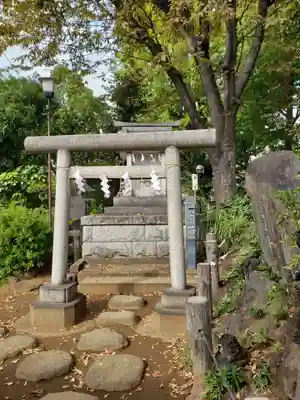 鳩森八幡神社の鳥居