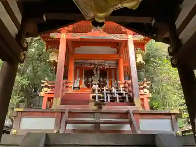 満足稲荷神社の本殿・本堂